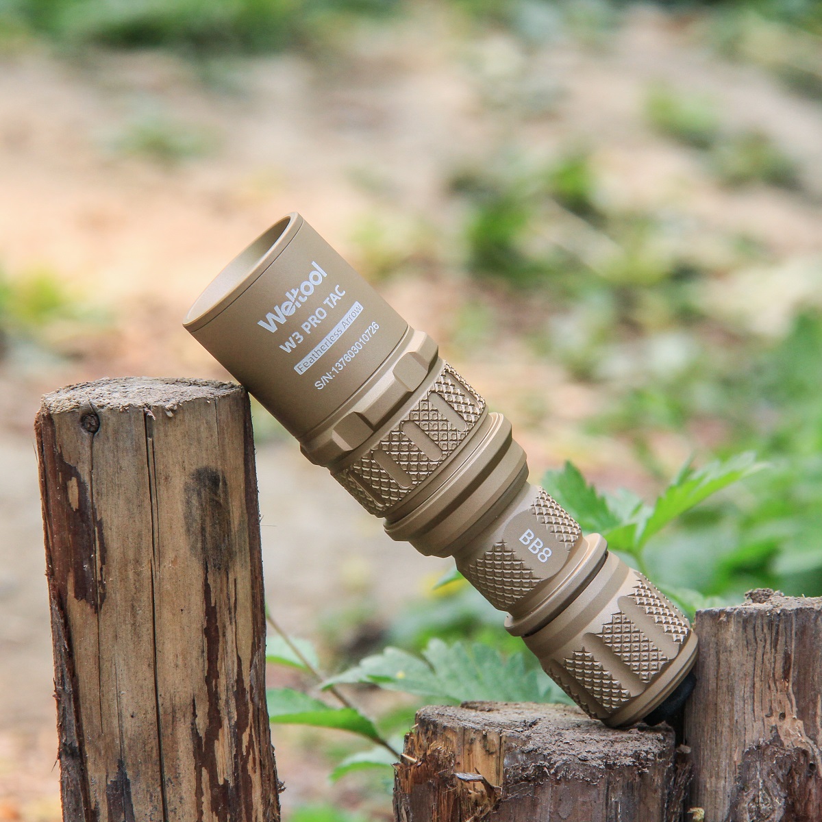 Weltool W3Pro TAC mini LEP flashlight