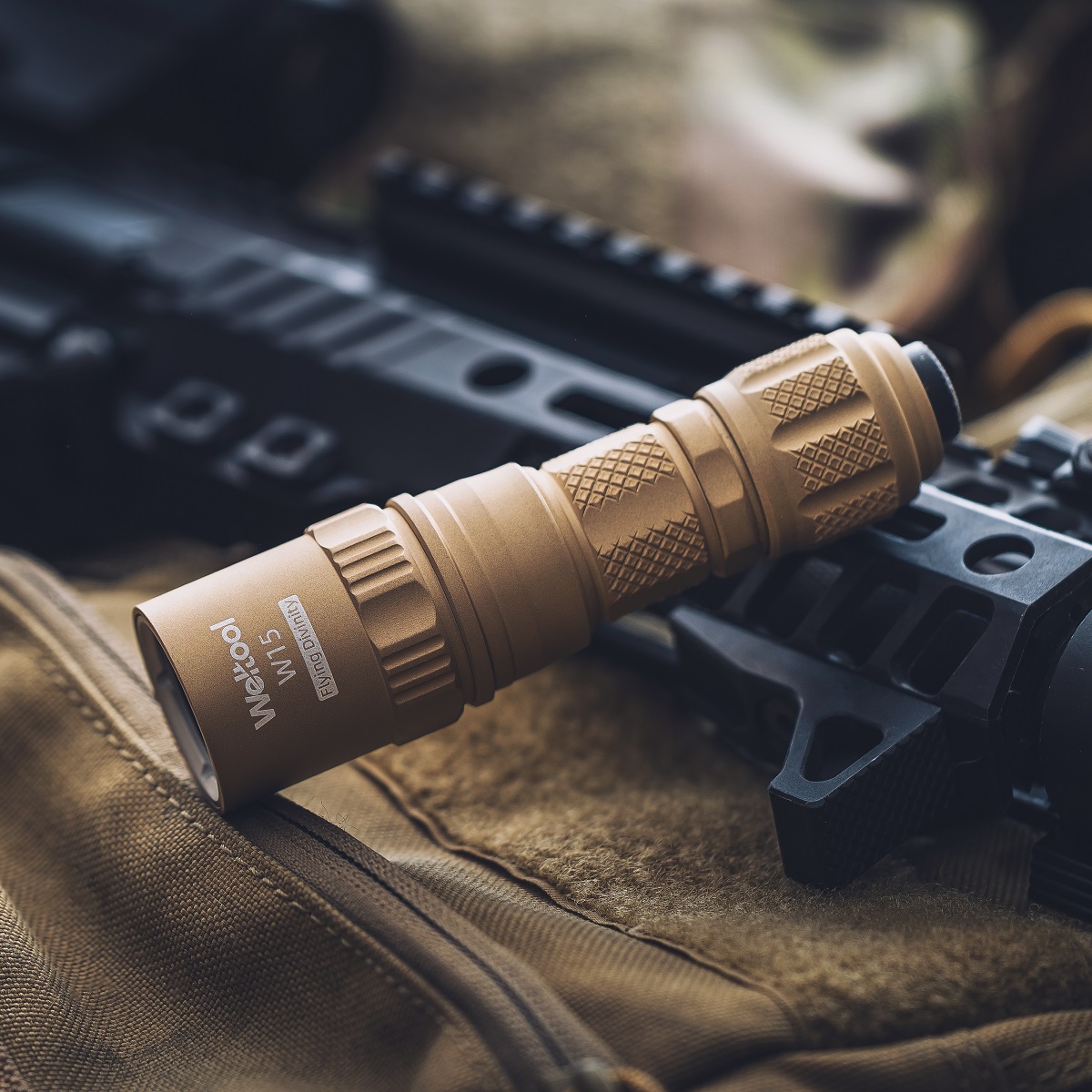 Weltool W15 “Flying Divinity” LEP tactical flashlight